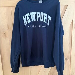 Gildan Newport Navy Blue Crew Neck Sweatshirt- Size Large